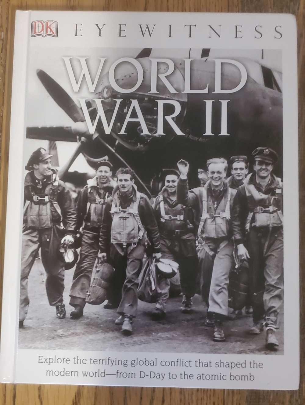 "World War II" - Hardcover - Eyewitness
